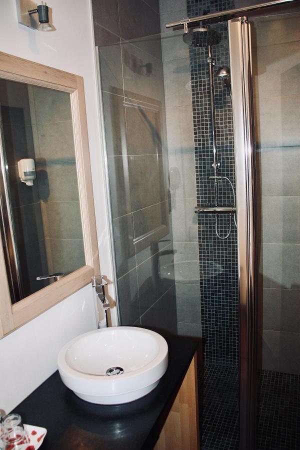 De Nachtwaker Villa Ieper Bagian luar foto